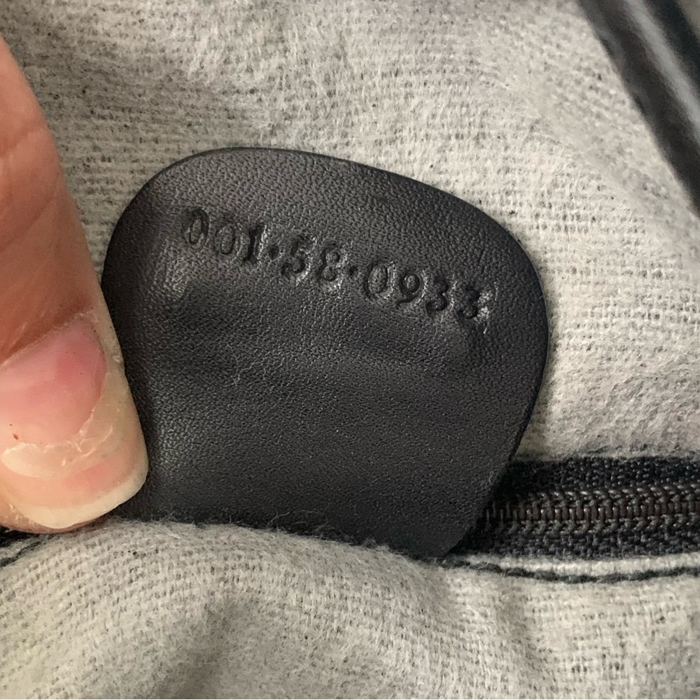 🔥GUCCI 90s Black Bucket - Picture 3 of 11